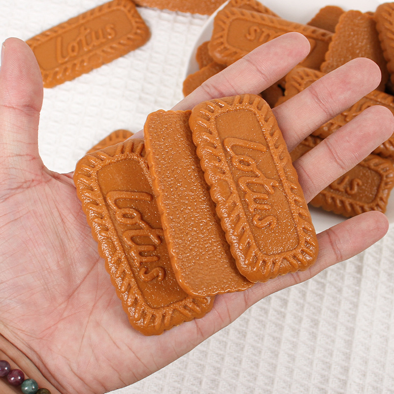 Simulation Cookies Gefälschte  – Wedding Cake Supply Bewertung und Preis